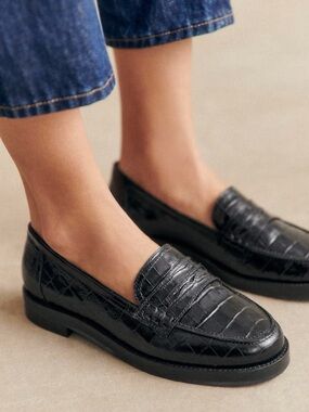 Brand new Sezane Andrea Crocodile Embossed Leather loafer